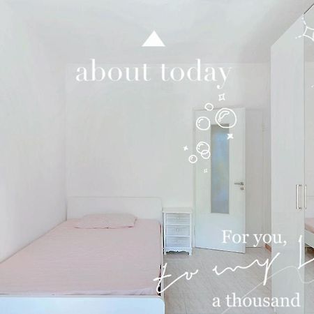 Private Room For Girls Μπολόνια Εξωτερικό φωτογραφία