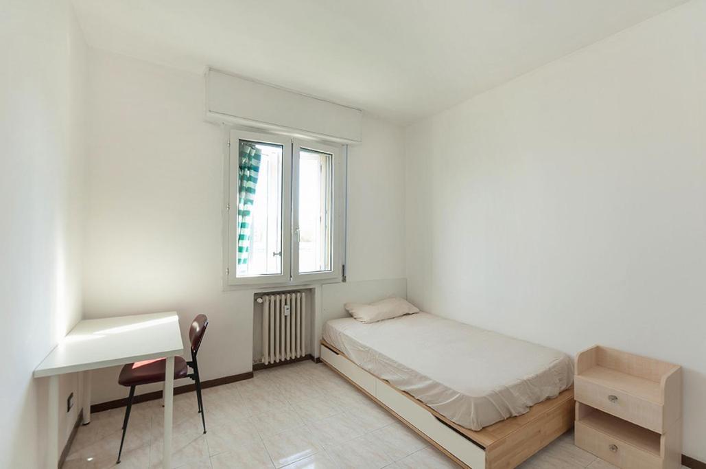 Private Room For Girls Μπολόνια Εξωτερικό φωτογραφία
